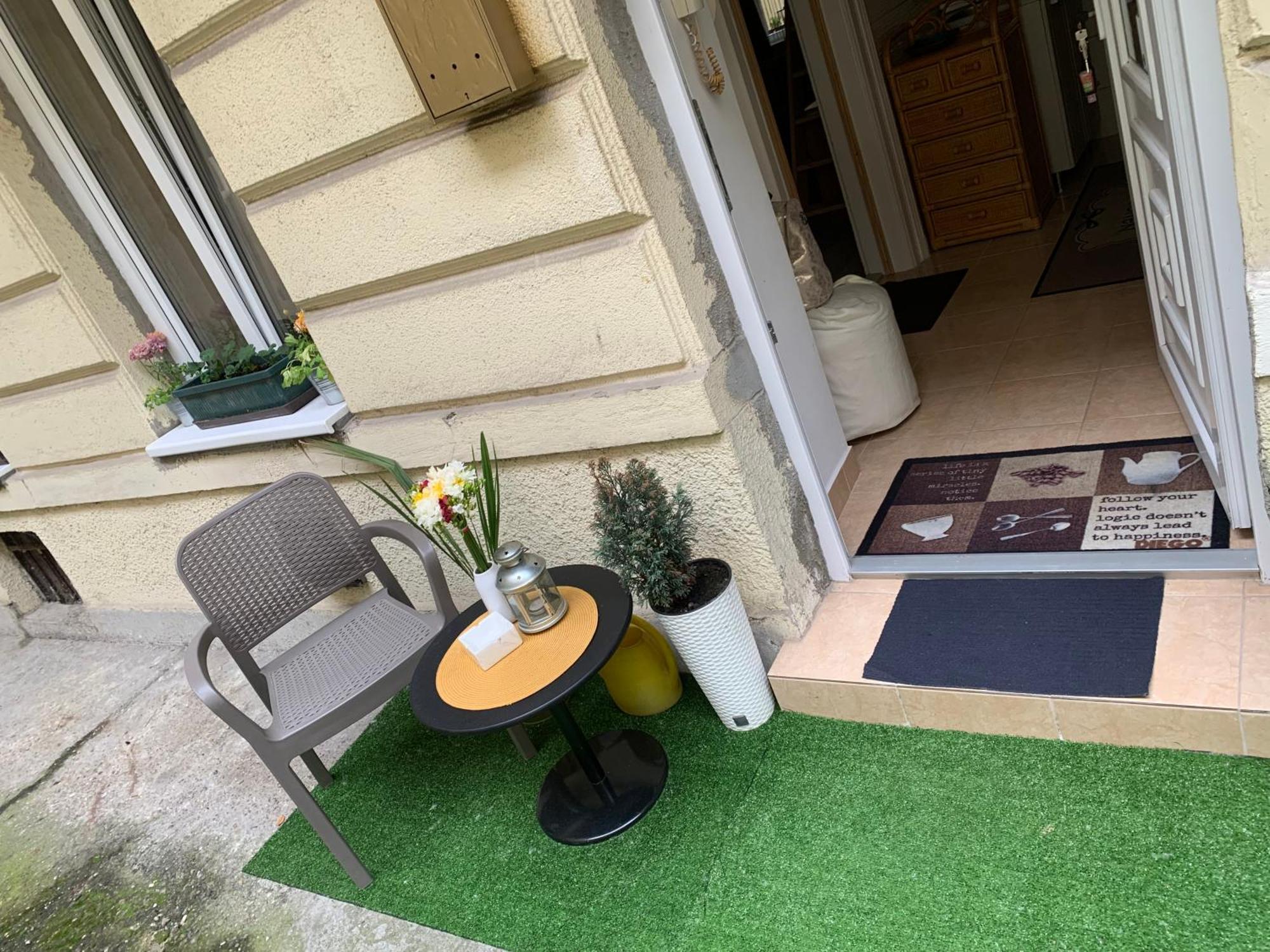 Ararat Apartman Budapest Bagian luar foto